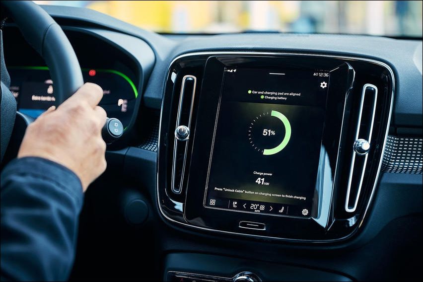 Volvo wireless charging stations features