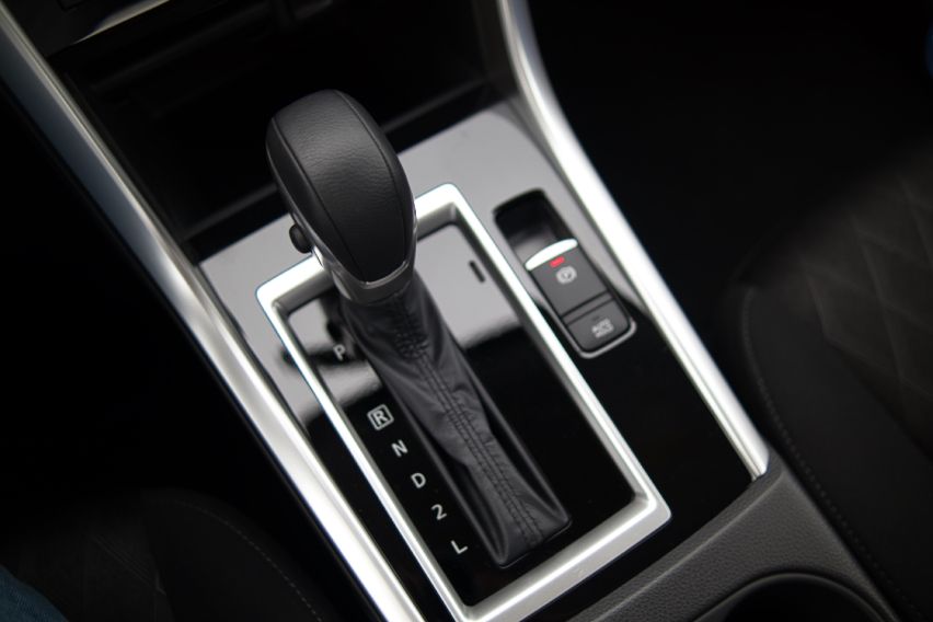 Mitsubishi Xpander shifter