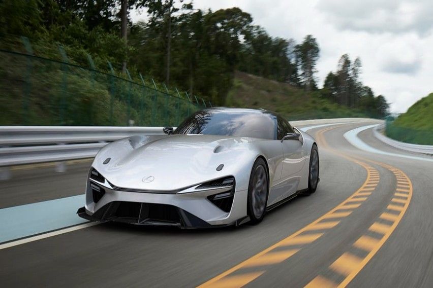 The successor to the Lexus LFA may appear in 2025, with a hybrid engine?