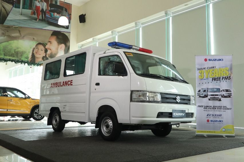 Suzuki-Carry-Ambulance