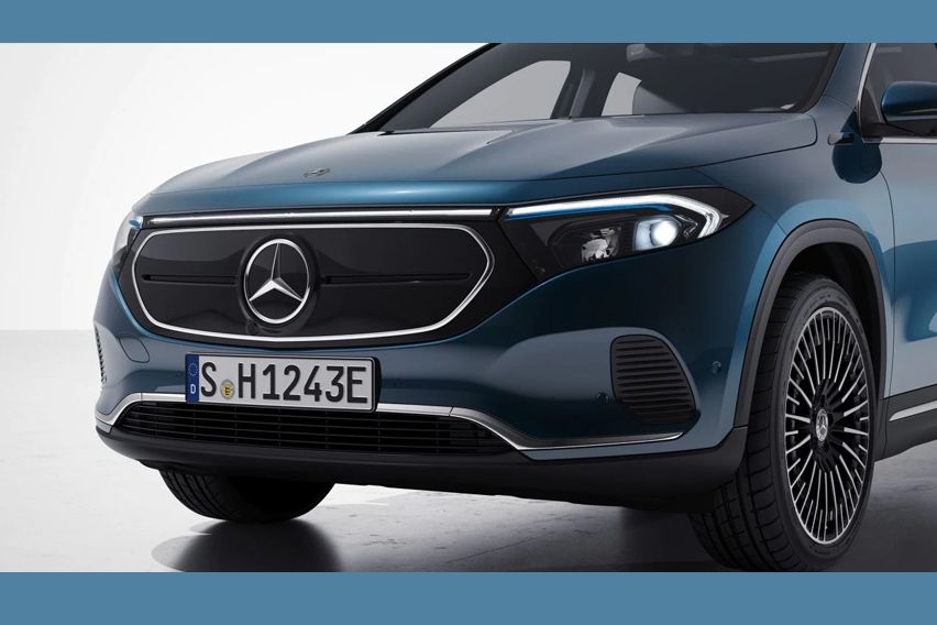 2022 Mercedes-Benz EQA 250 headlight