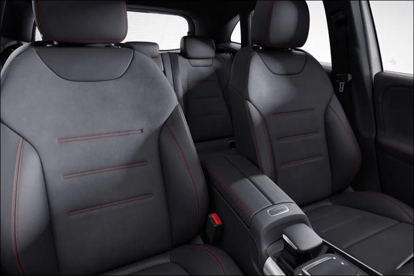 Mercedes EQA 250 AMG Line interior pack