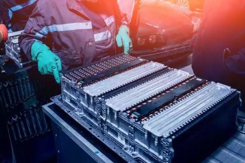 EV battery production hit by surge in Nickel prices