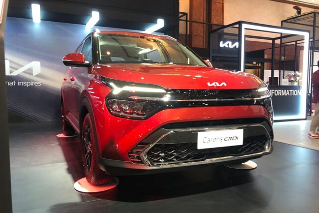 2022/03/All-new-Kia-Carens-CRDi-4.jpeg
