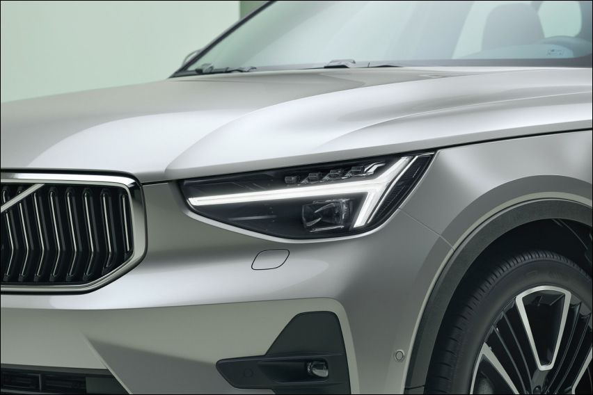 2022 Volvo XC40 design updates