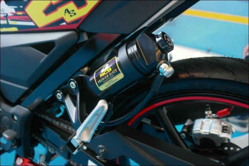 Suzuki Raider R150 Fi Azlan Shah Edition features