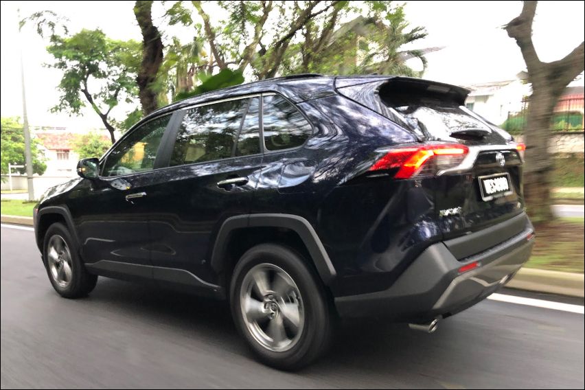 Toyota RAV4 Premium SUV design