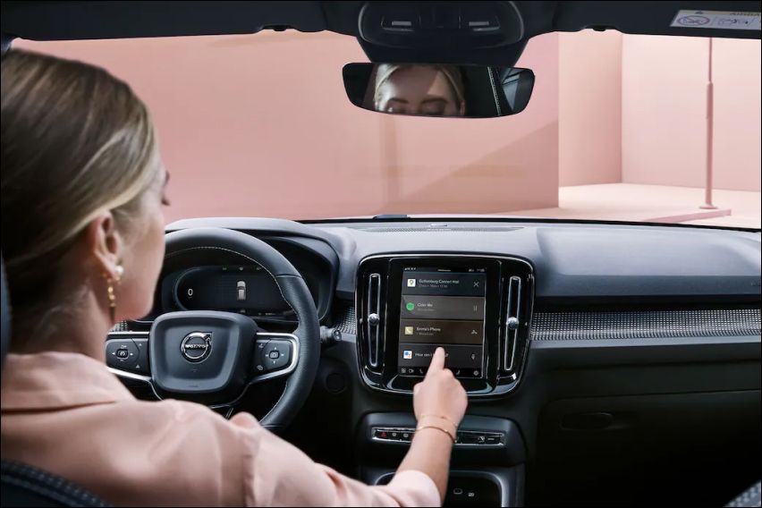 2022 Volvo XC40 Recharge Pure Electric P8 faetures