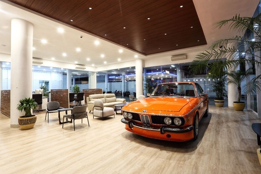 Bengkel BMW Ultima di Tangsel Terima Restorasi Mobil Klasik Segala Usia