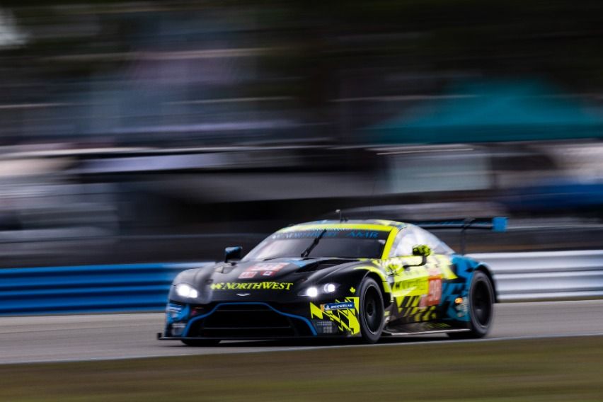 Aston Martin Vantage NorthWest