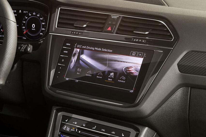 Tiguan Allspace cabin features