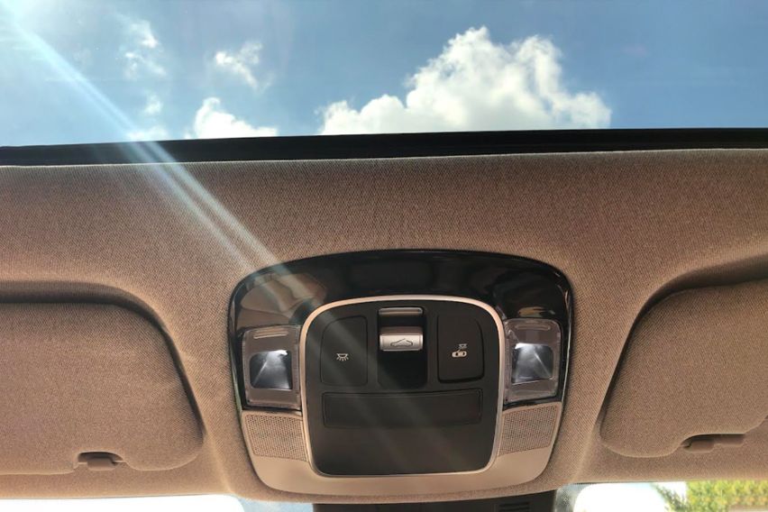 Hyundai Sonata sunroof