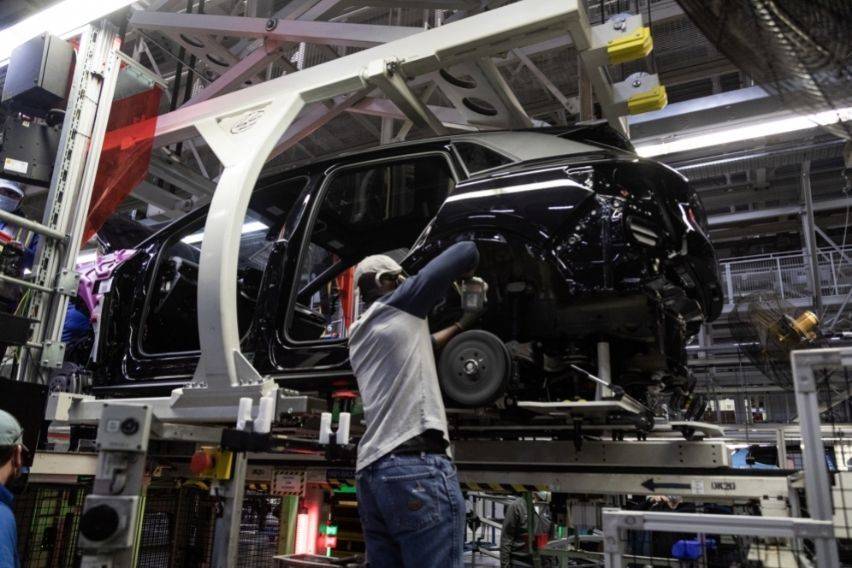 Volkswagen invests $7.1-B for R&D, production in North America