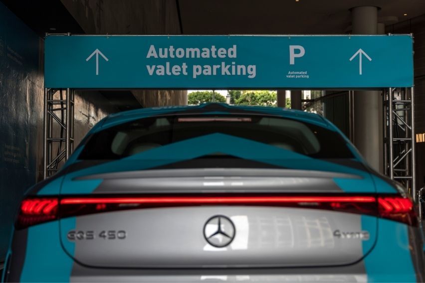 Mercedes-Benz, Bosch demonstrate automated valet parking technology