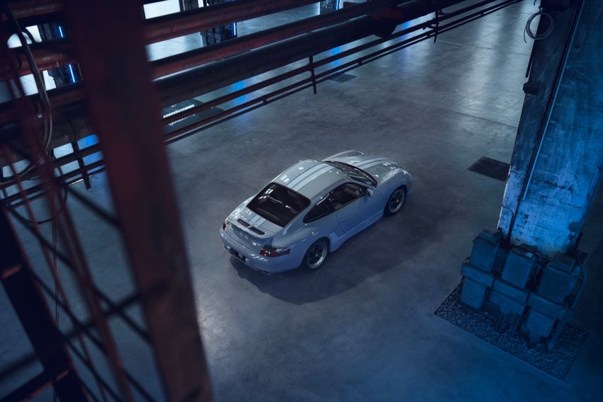 911-Classic-Club-Coupe-Top-View