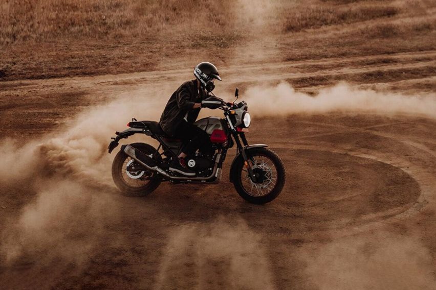 2022 Royal Enfield Scram 411 braking & handling