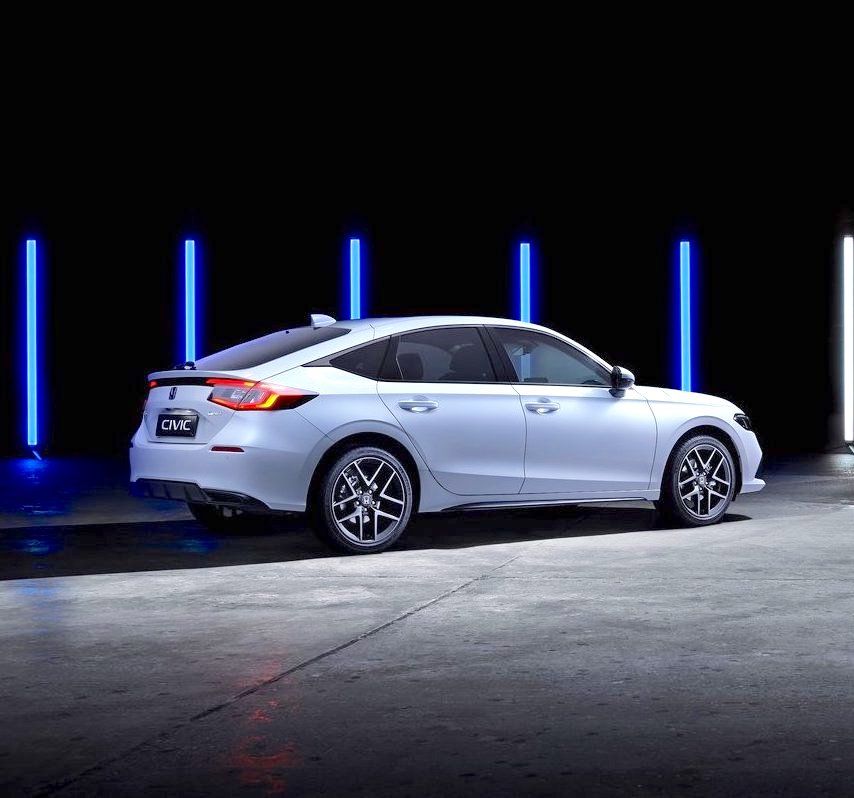  Honda Civic Gets e:HEV Powertrain
