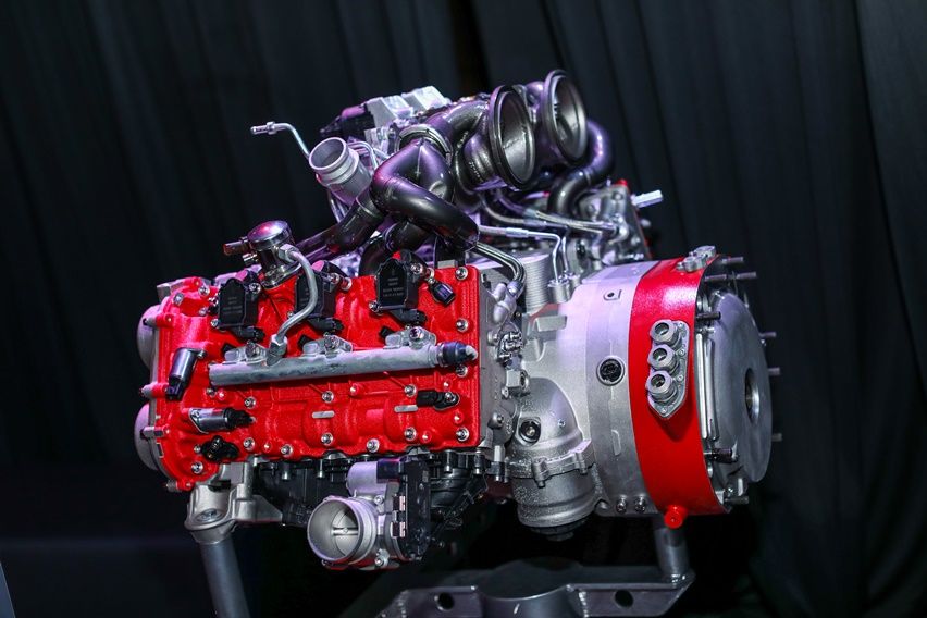 Ferrari 296 GTB engine