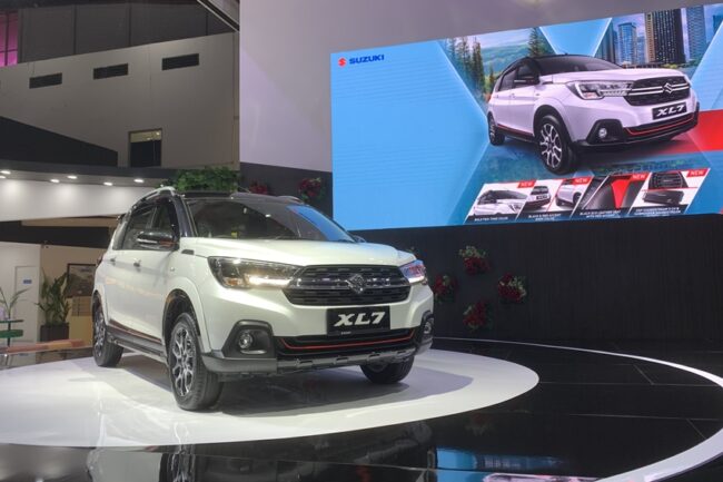 2022/03/Suzuki-XL7-Alpha-FF-IIMS-2022-2.jpeg