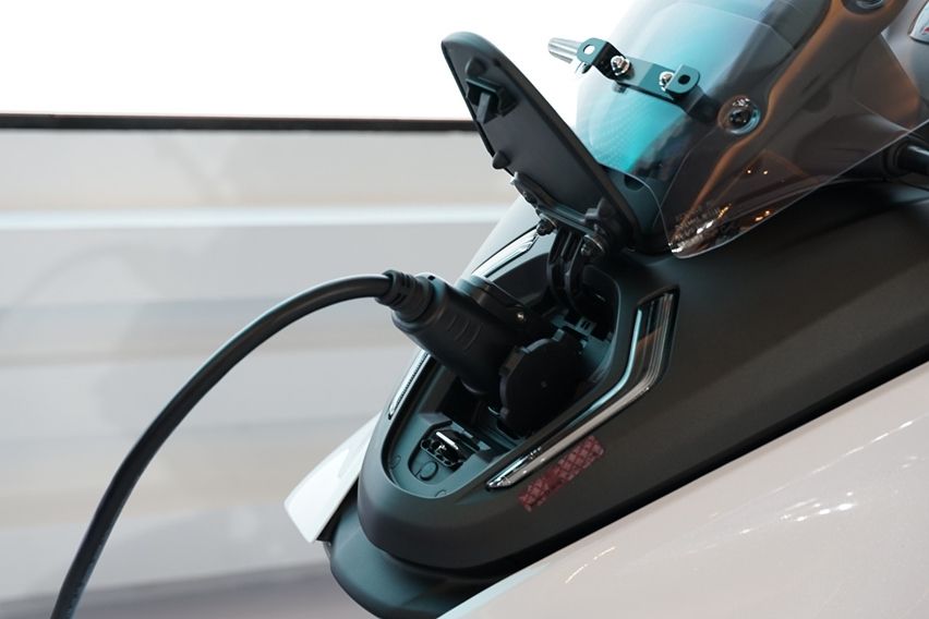 Yamaha E01 IIMS 2022