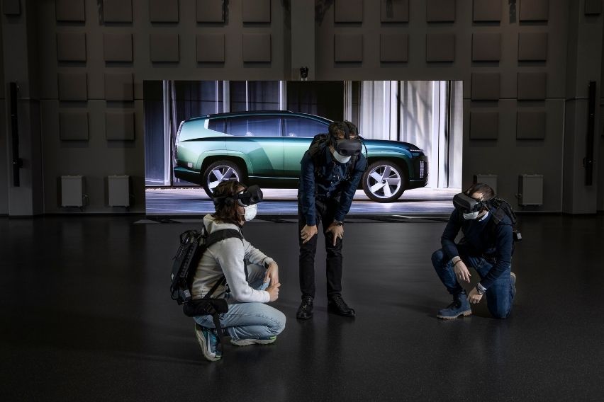Hyundai virtual reality (VR) technology