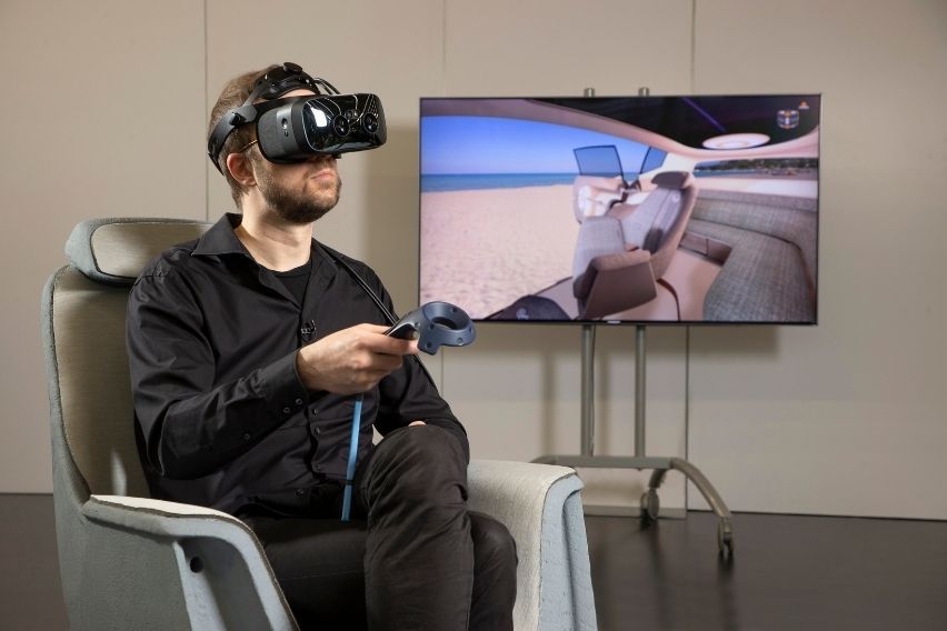 Hyundai virtual reality (VR) technology
