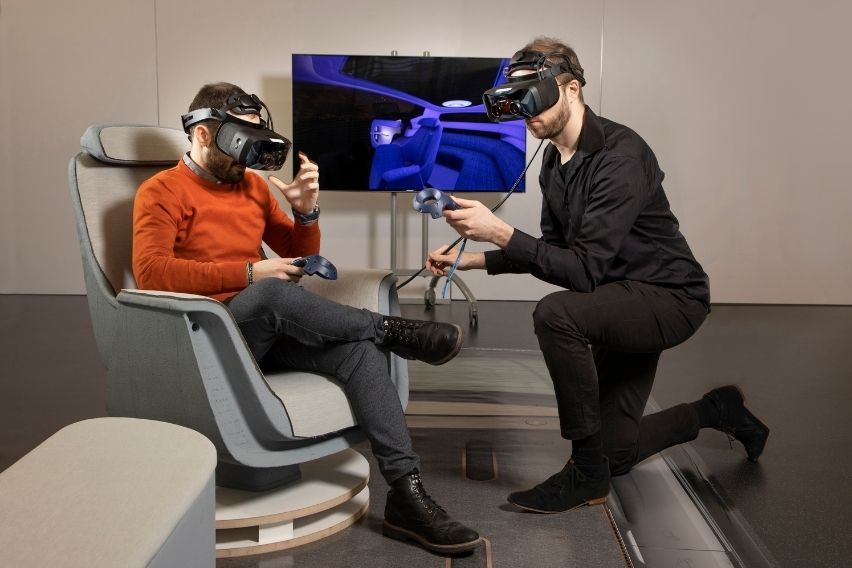 Hyundai virtual reality (VR) technology