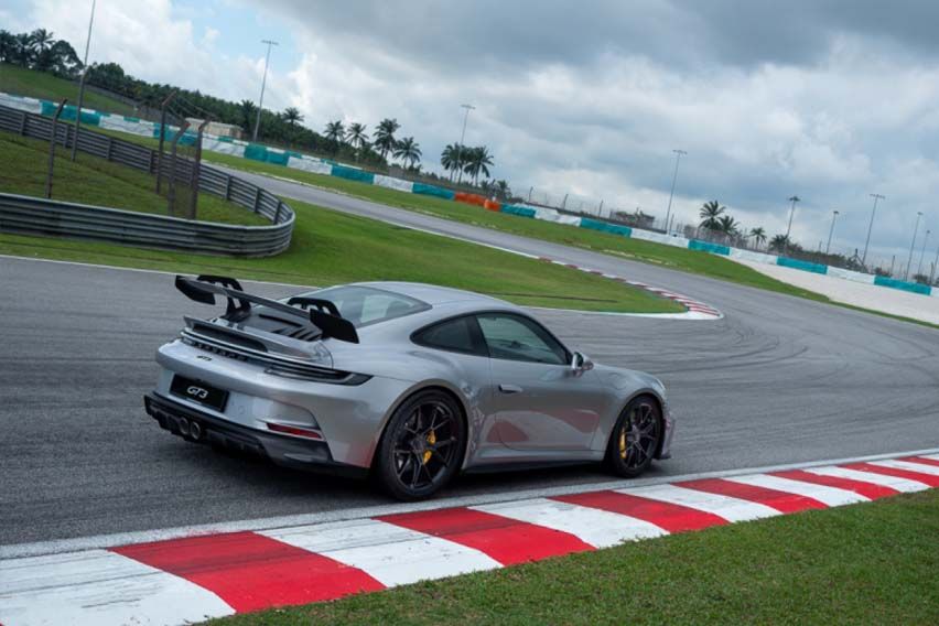 Porsche Q1 2022 SALES DETAIL