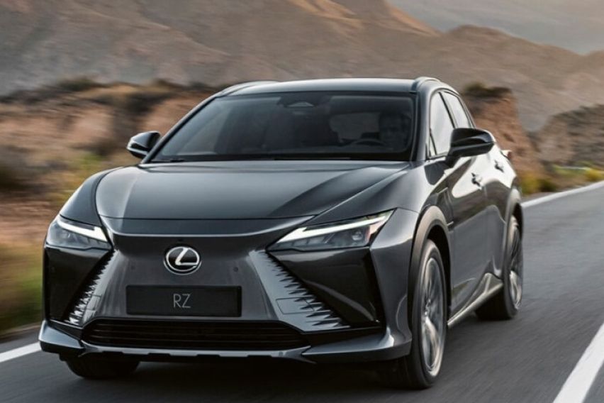 Lexus RZ450e