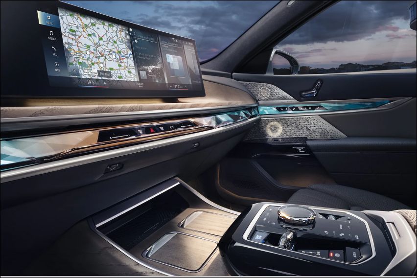 BMW i7 cabin