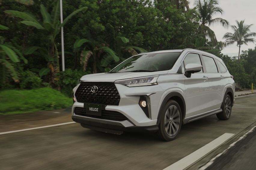 2022-Toyota-Veloz-on-the-Road