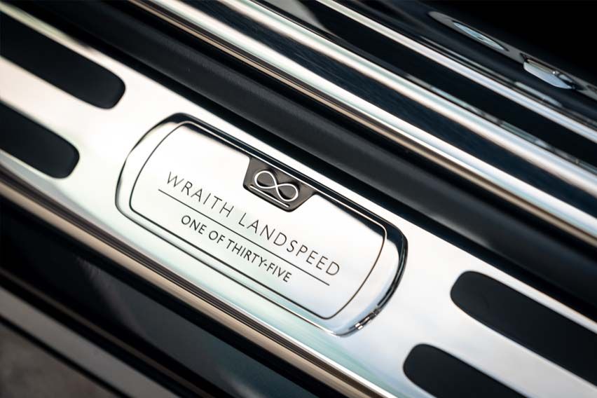 Rolls-Royce Wraith Black Badge Landspeed Collection full-detail