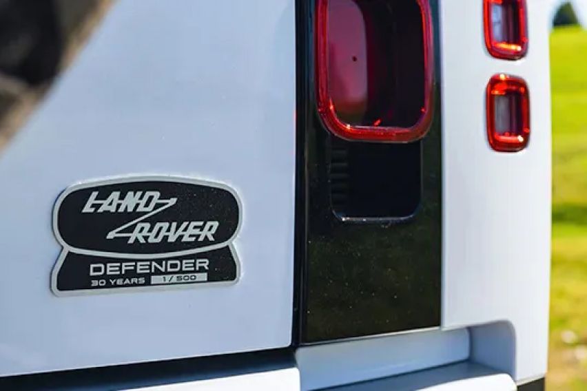 Land Rover Defender 30th Anniversary Edition