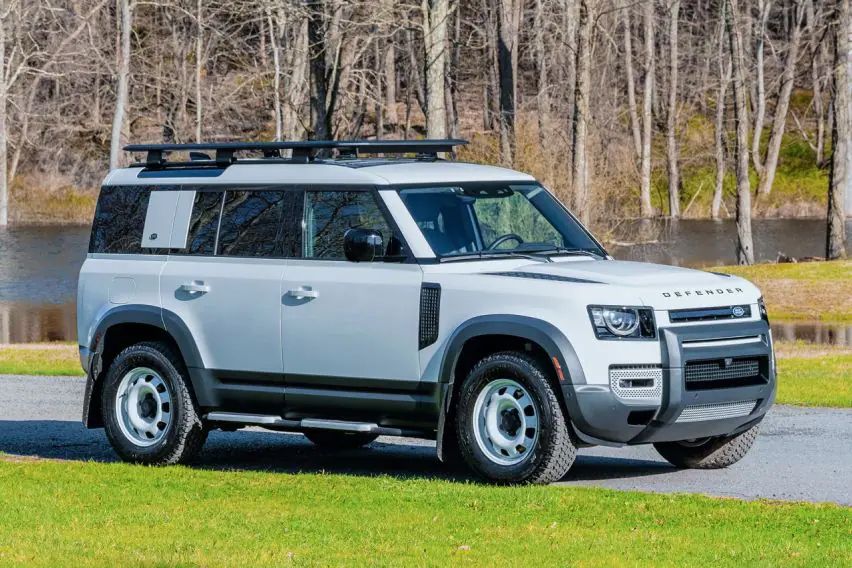 Land Rover Defender 30th Anniversary Edition