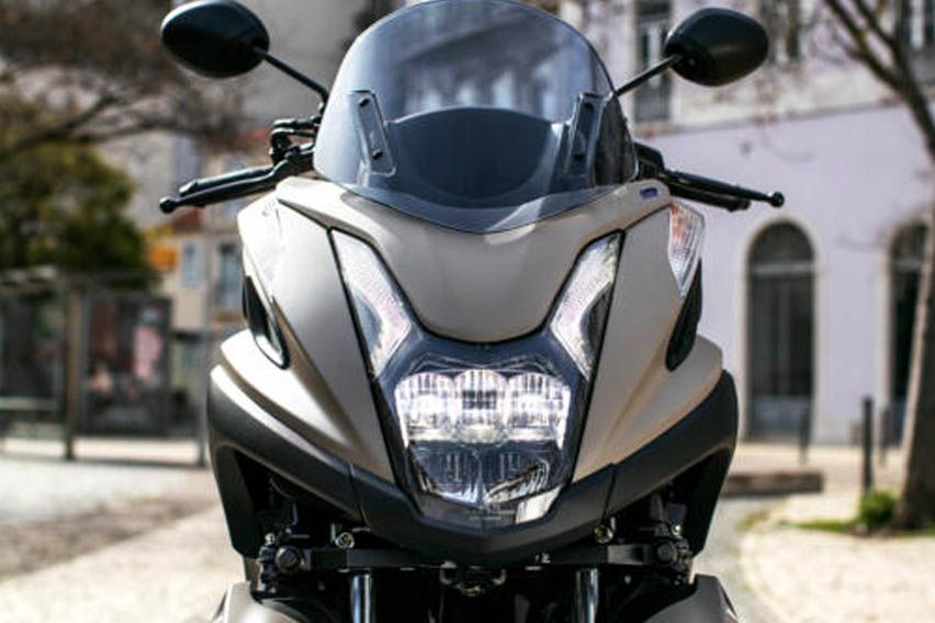 2022 Tricity 125 and Tricity 155 LED lighting 