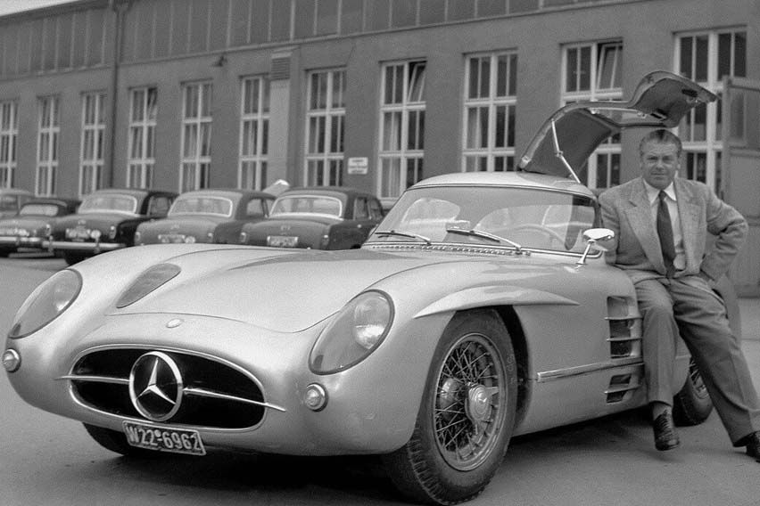 1955 Mercedes-Benz 300 SLR sold details