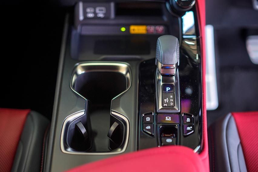 2022 Lexus NX SUV: engine & gearbox