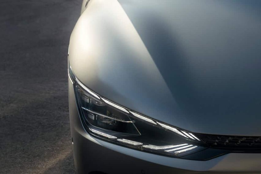 Kia EV6  headlight