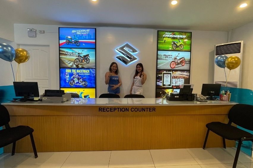 Suzuki San Pablo Nick Motorcycle Gallery Combo Shop