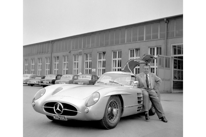 Mercedes-Benz 300 SLR Uhlenhaut Coupe 
