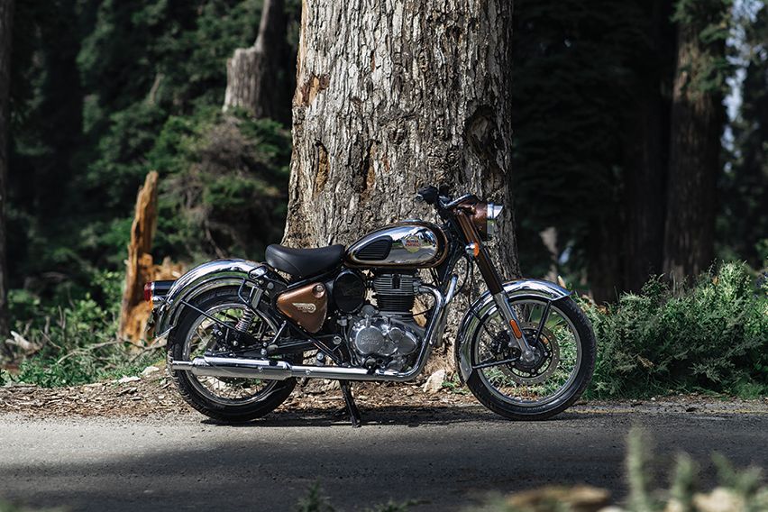 Royal Enfield Classic 350 side profile by a tree