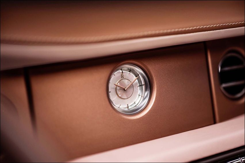 Rolls-Royce Boat Tail cabin