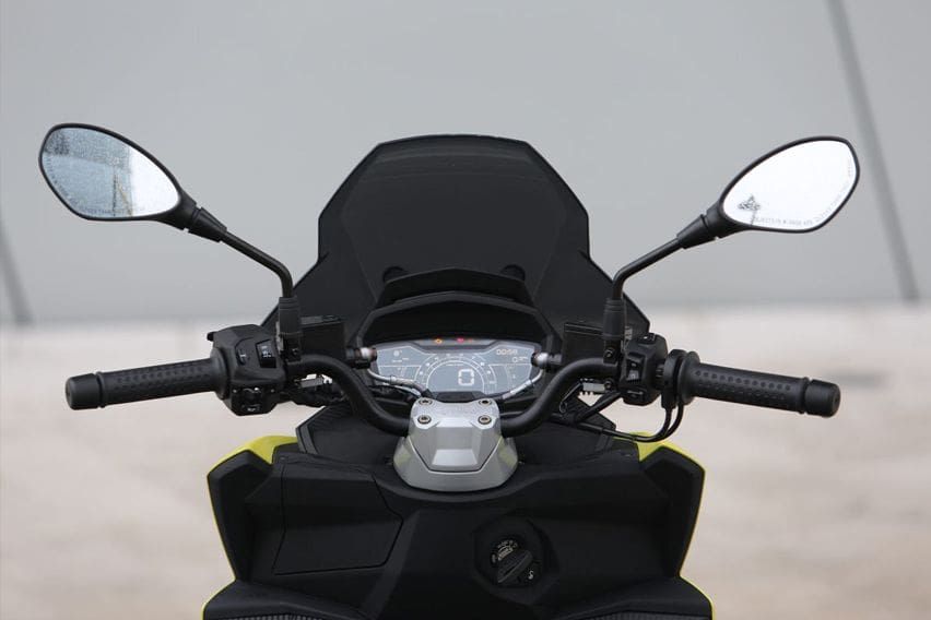 2022 Aprilia SR GT 200