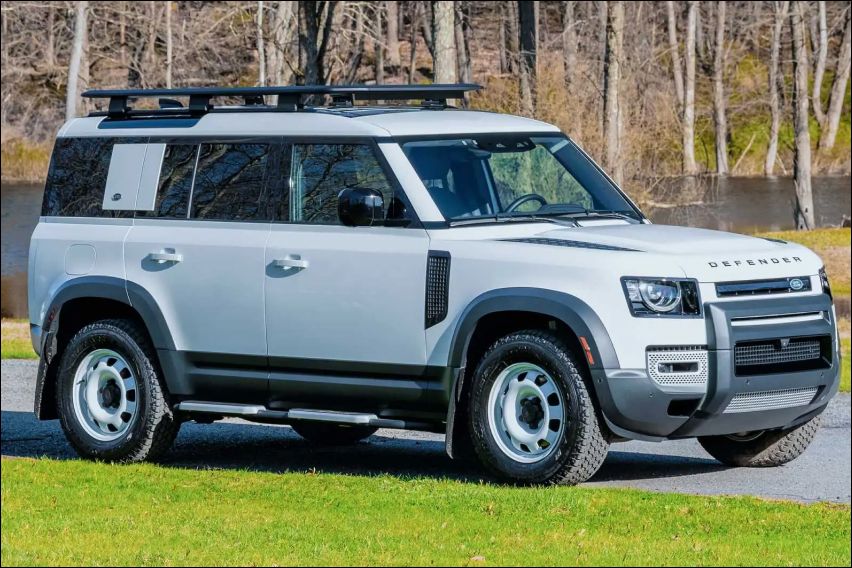 Land Rover Defender 30th Anniversary Edition