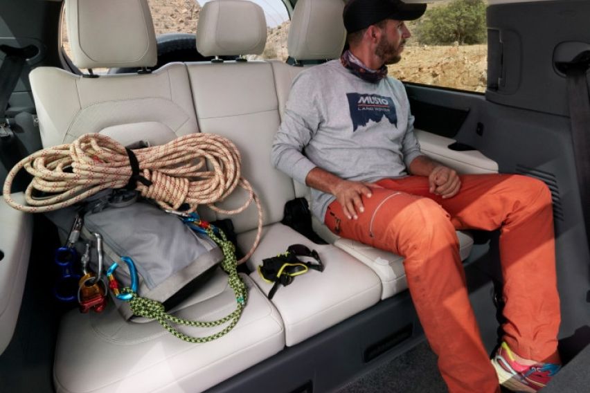 Land Rover Defender 130