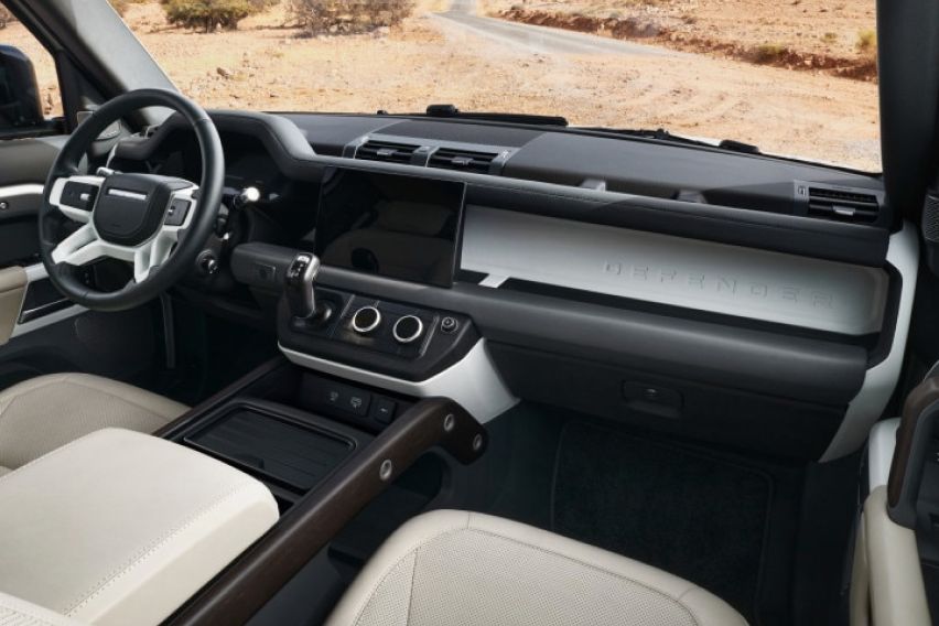 Land Rover Defender 130