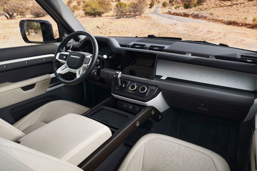 Land Rover Defender 130