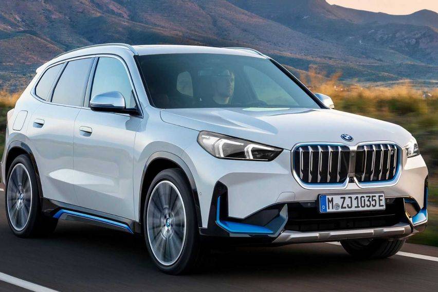 2022 BMW X1 and BMW iX1 revealed