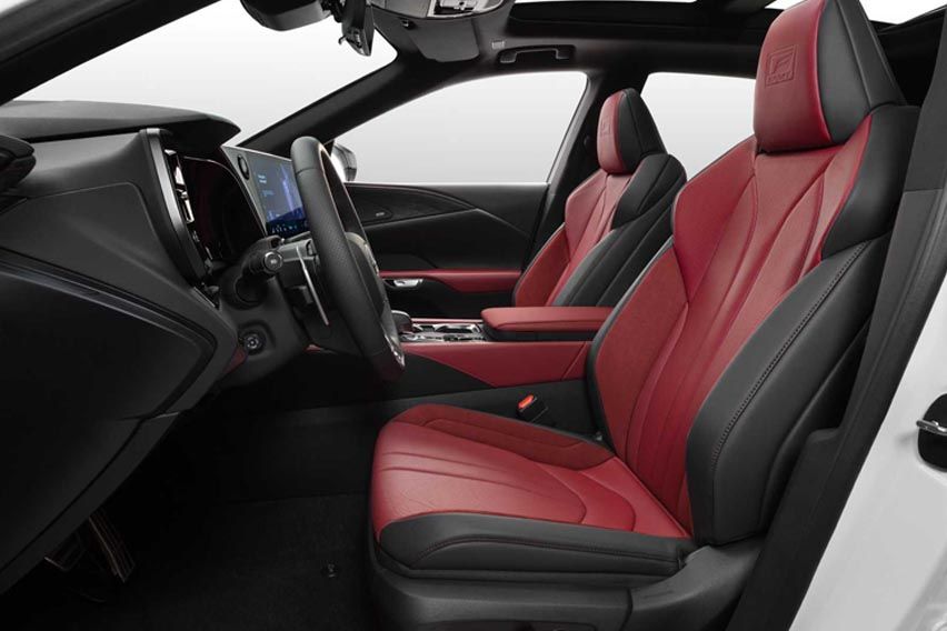  2023 Lexus RX cabin