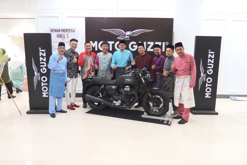 2022 Moto Guzzi V7 Stone launch event
